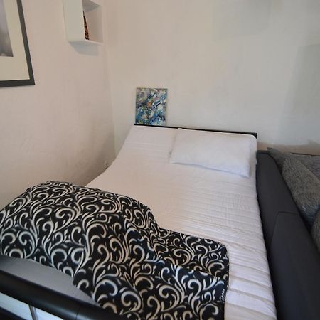 Cozy Apartment In Immerath With Fishing Near Eksteriør bilde