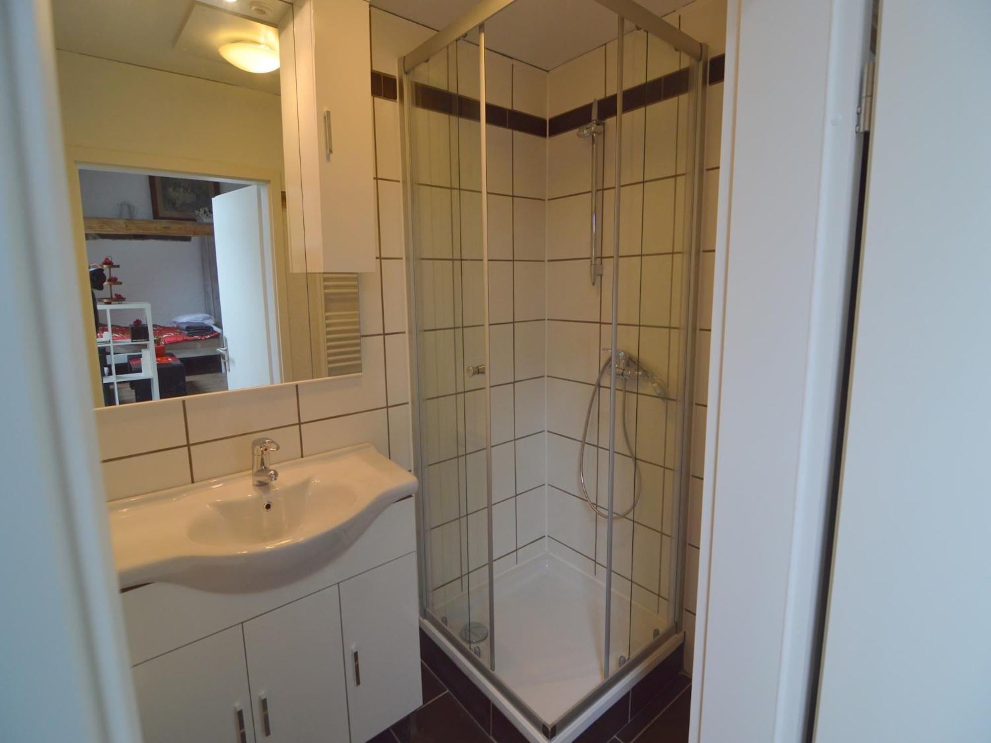 Cozy Apartment In Immerath With Fishing Near Eksteriør bilde