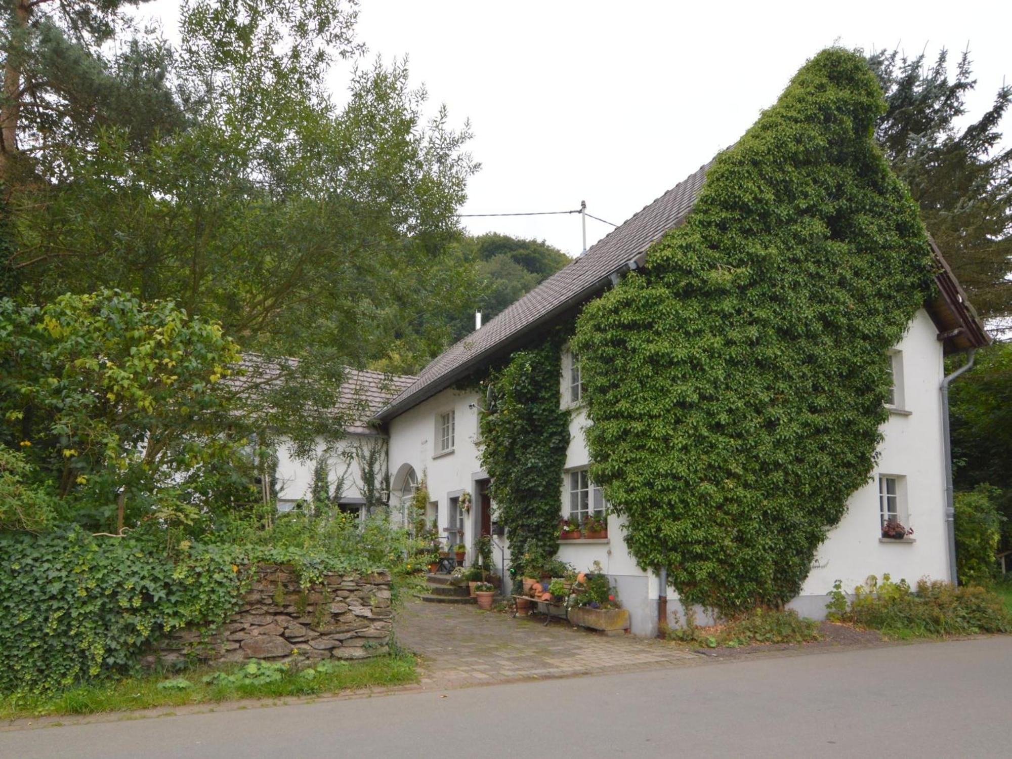 Cozy Apartment In Immerath With Fishing Near Eksteriør bilde