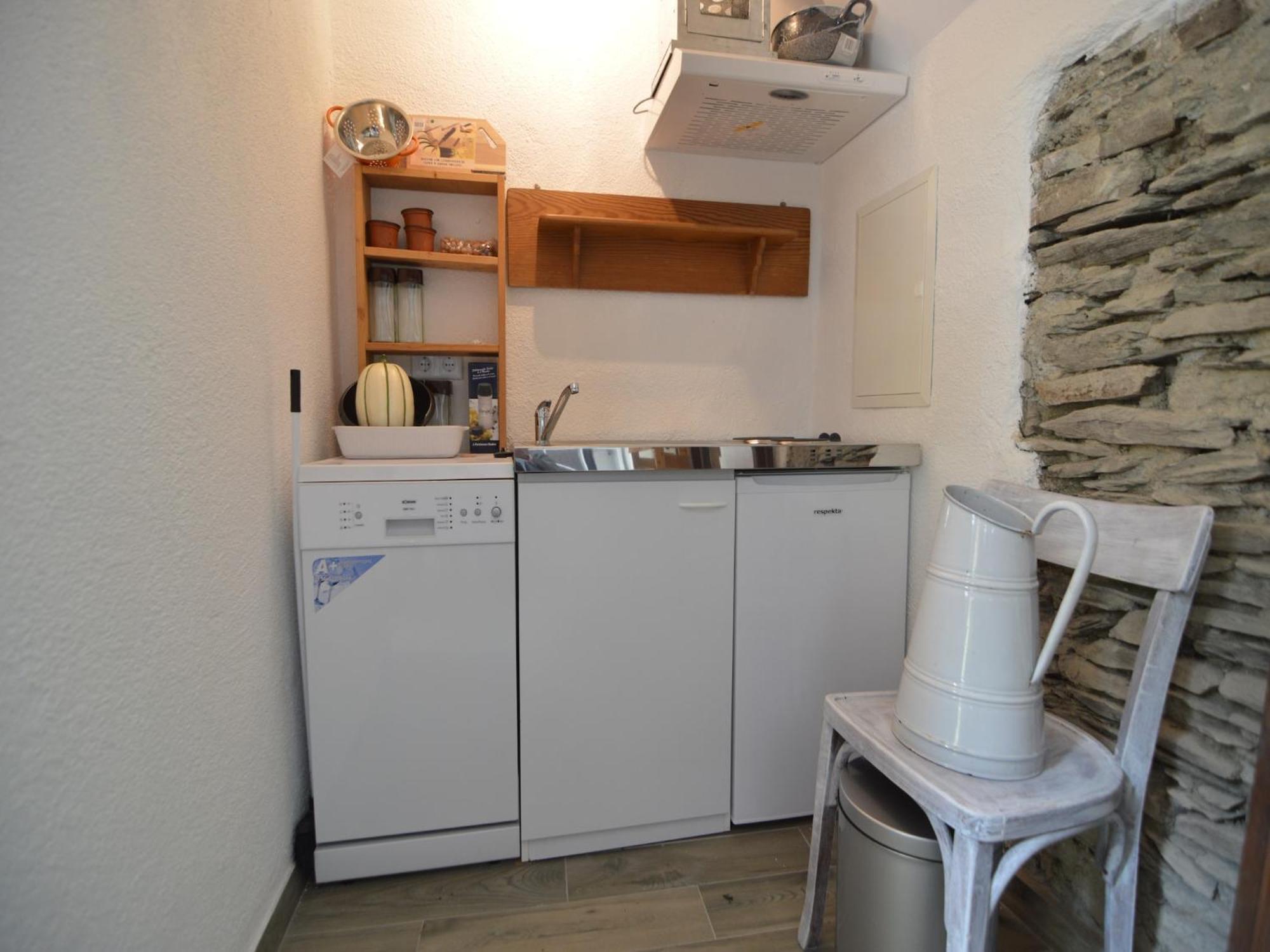 Cozy Apartment In Immerath With Fishing Near Eksteriør bilde