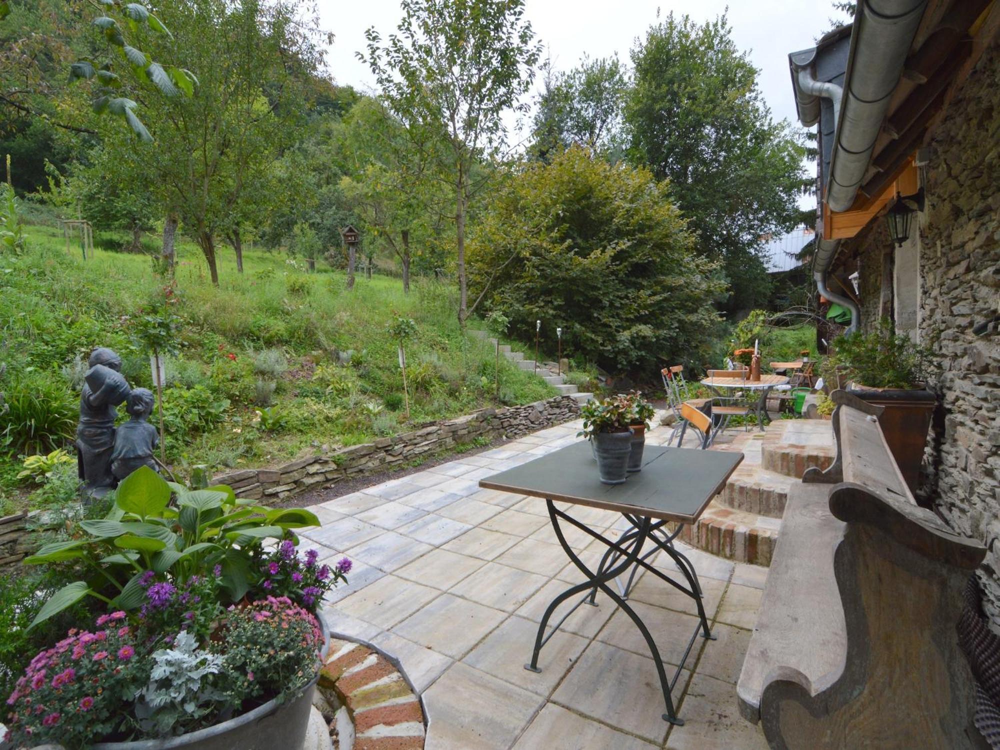 Cozy Apartment In Immerath With Fishing Near Eksteriør bilde